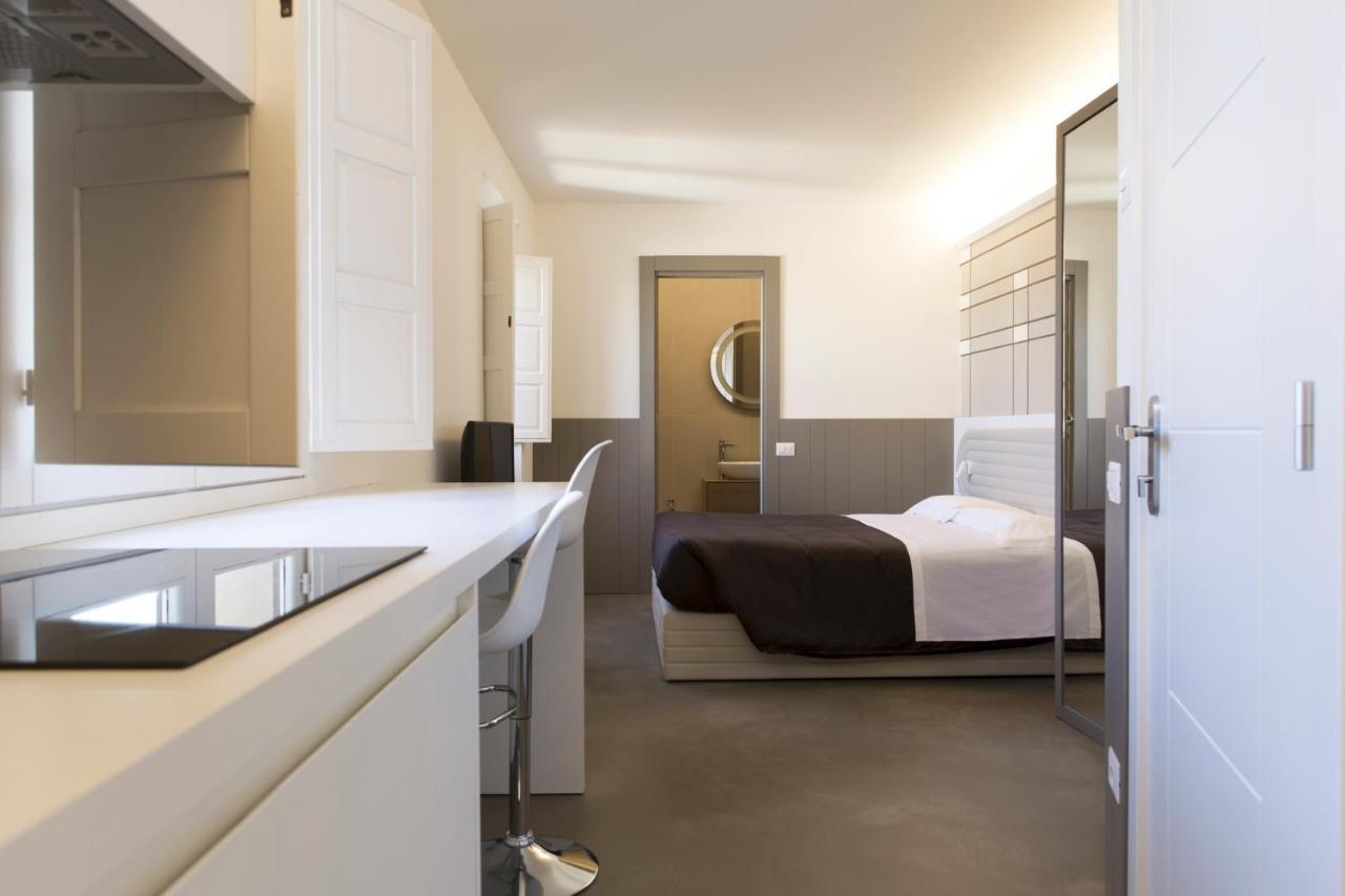 Deluxe Suite,1274701264:JPEG