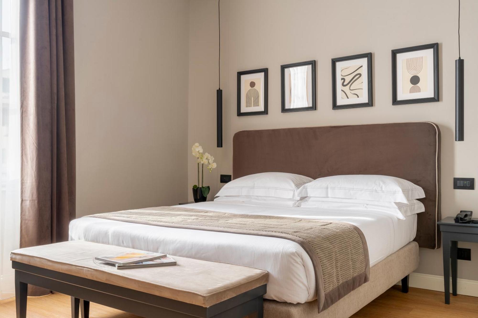 Deluxe Room,1534135420:JPEG