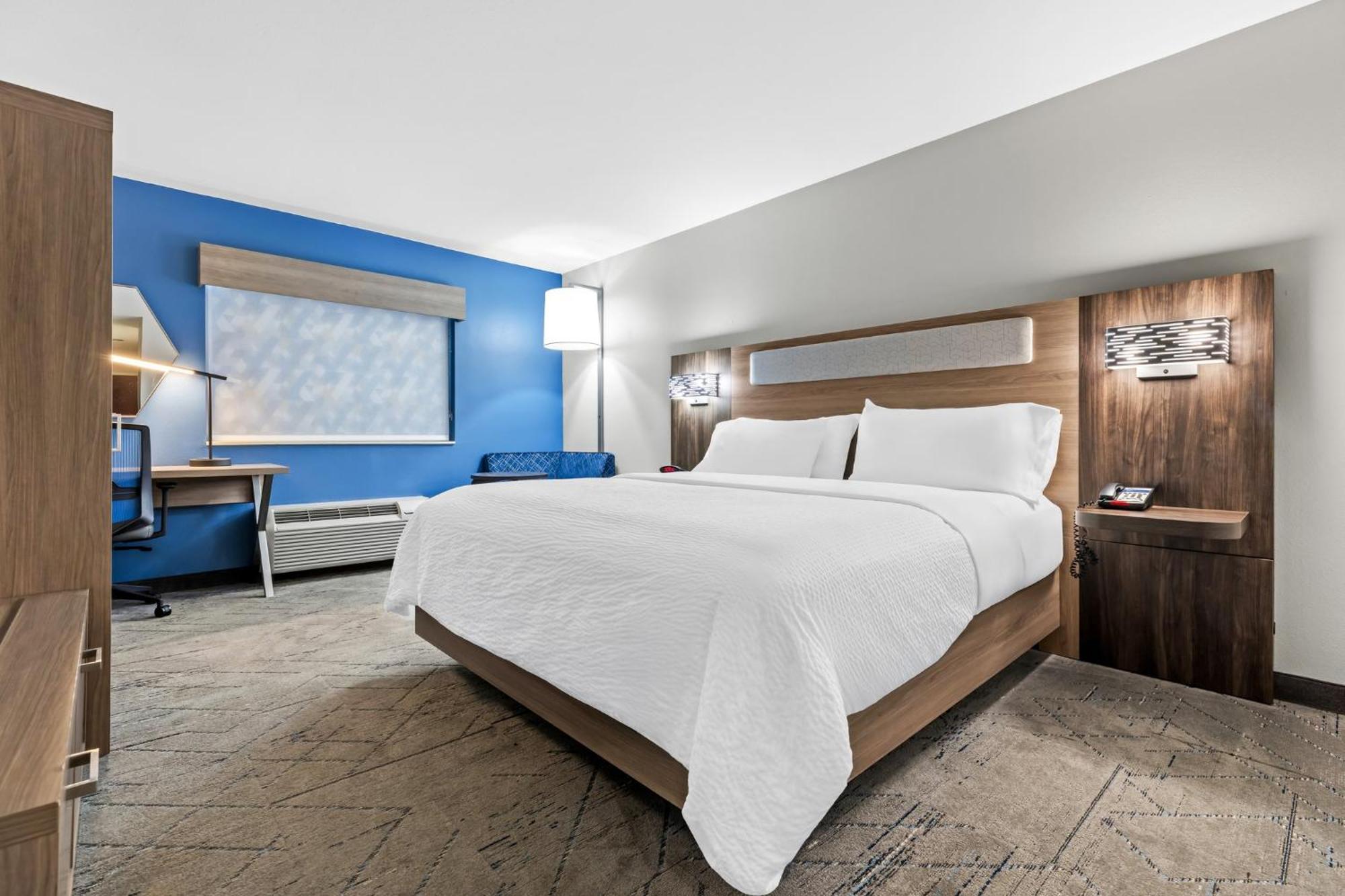 King Room - Disability Access,1730068854:JPEG